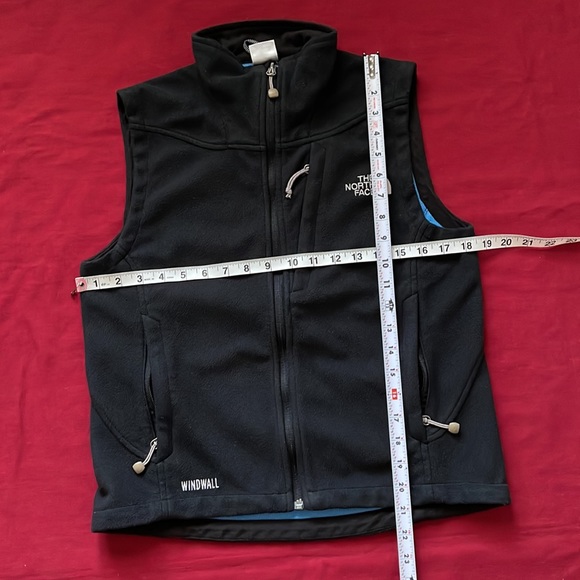 The North Face Sz S Windwall  Full Zip Black Fleece Vest - Picture 10 of 12